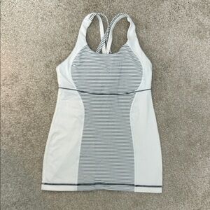 Lulu lemon tank top size 6
